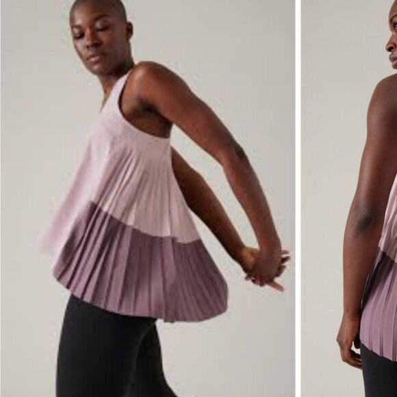NWT Athleta Swing Forward Pleated Tank - Picture 1 of 8